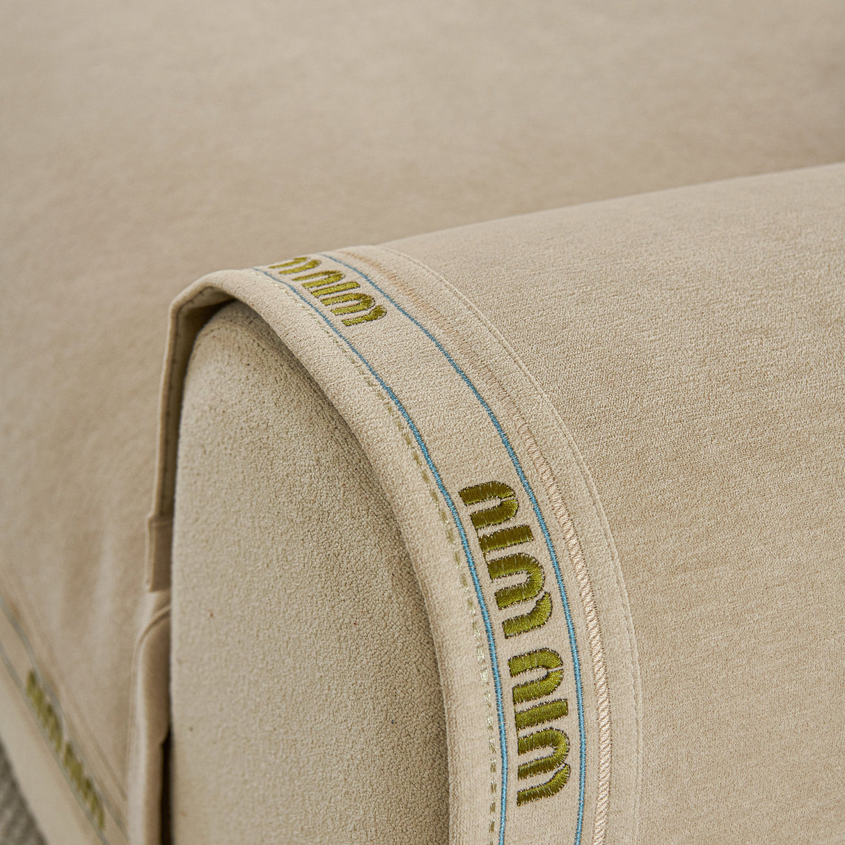 Chenille Sofa Cover Pet Mat, Non-Slip Couch Protector for Sectional & L-Shaped Sofas