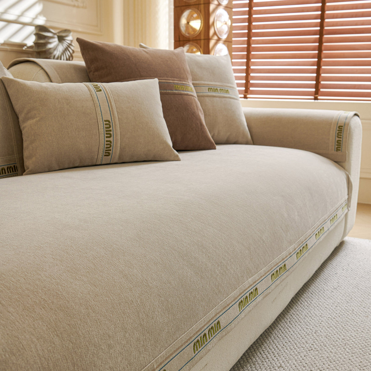 Chenille Sofa Cover Pet Mat, Non-Slip Couch Protector for Sectional & L-Shaped Sofas