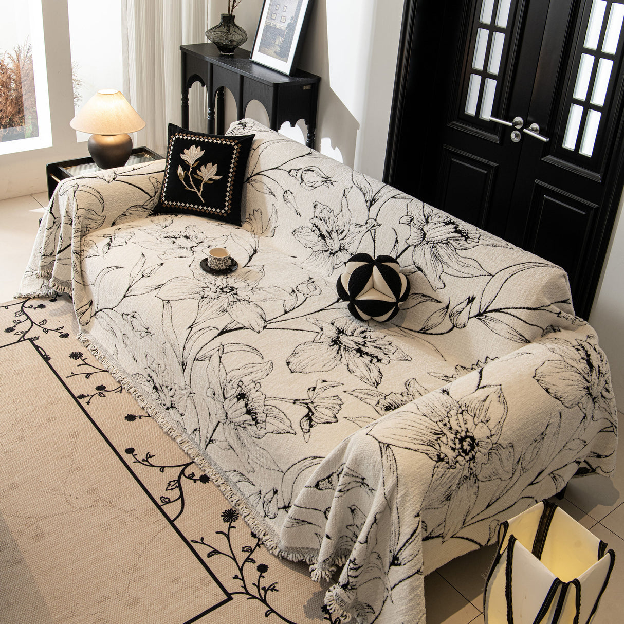 Large Floral Sofa Cover Throw Blanket, Plush Jacquard Non-Shedding Couch Cover for Pets