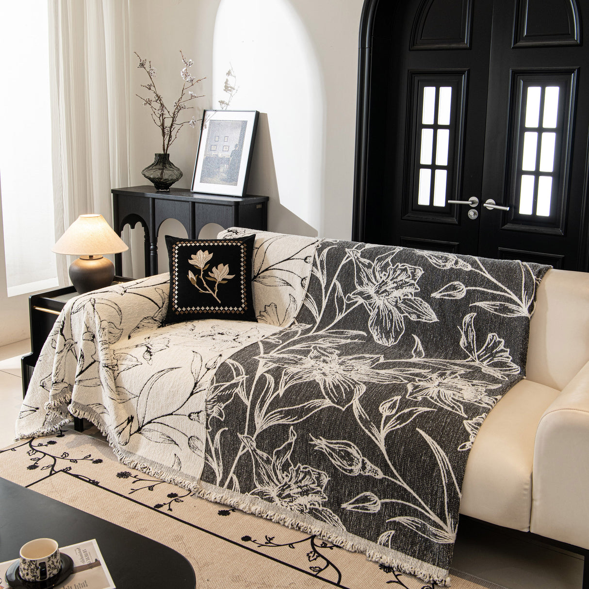 Large Floral Sofa Cover Throw Blanket, Plush Jacquard Non-Shedding Couch Cover for Pets