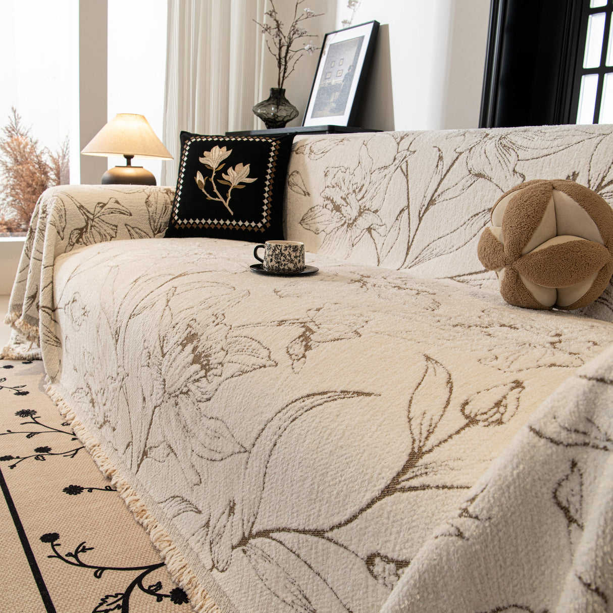 Large Floral Sofa Cover Throw Blanket, Plush Jacquard Non-Shedding Couch Cover for Pets