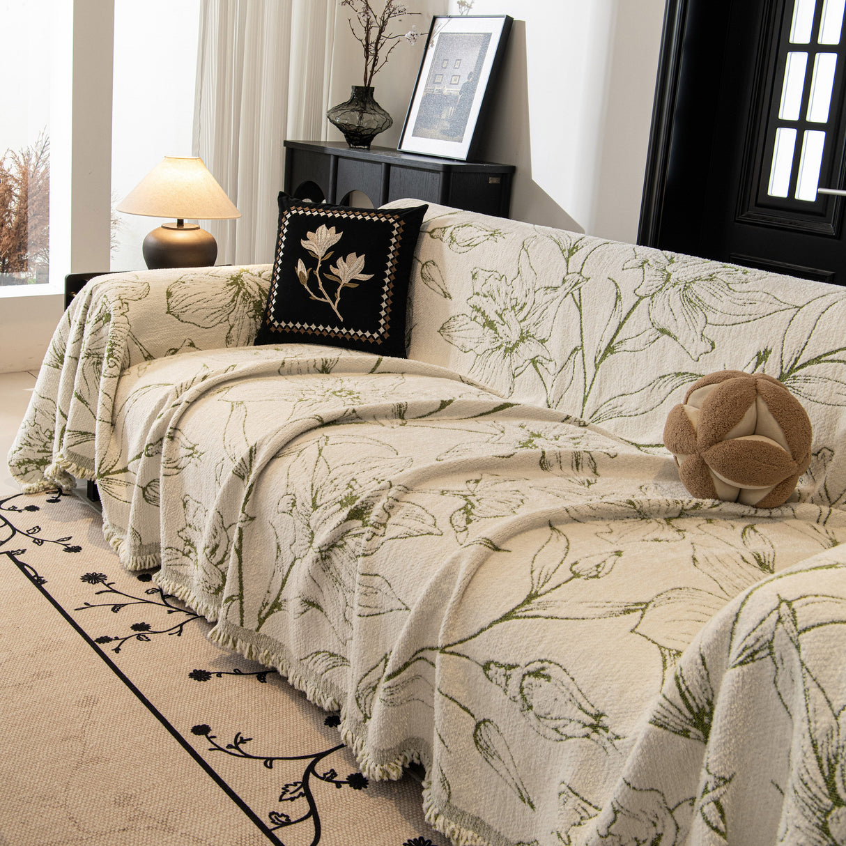 Large Floral Sofa Cover Throw Blanket, Plush Jacquard Non-Shedding Couch Cover for Pets