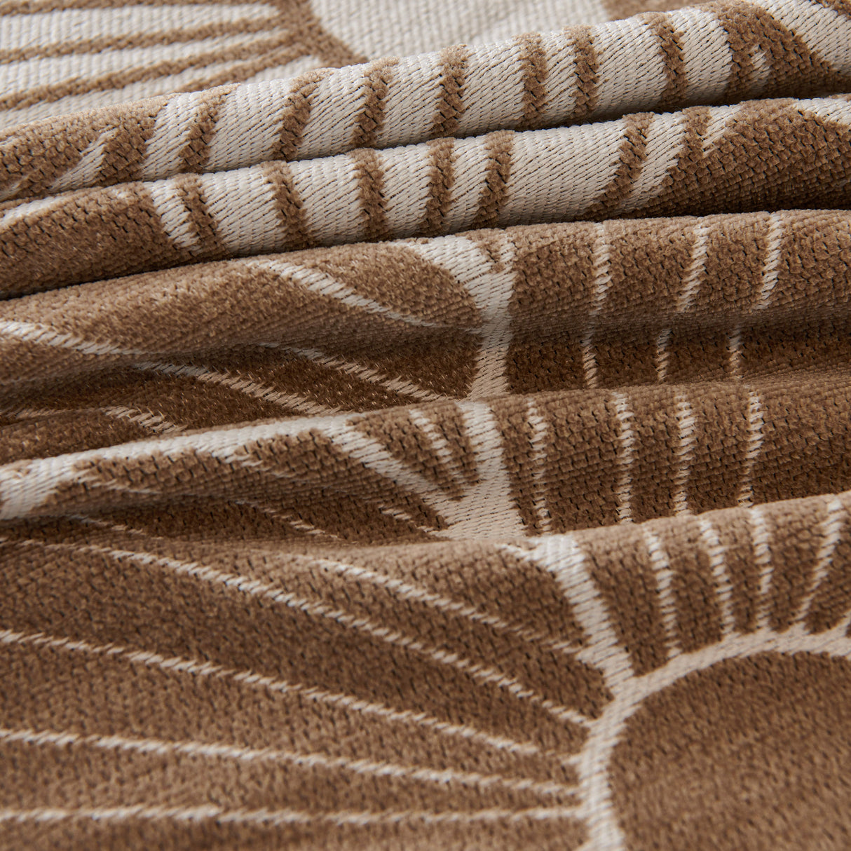 Chenille Jacquard Sofa Throw Cover with Tassels, All-Season Furniture Protector for Home and Office