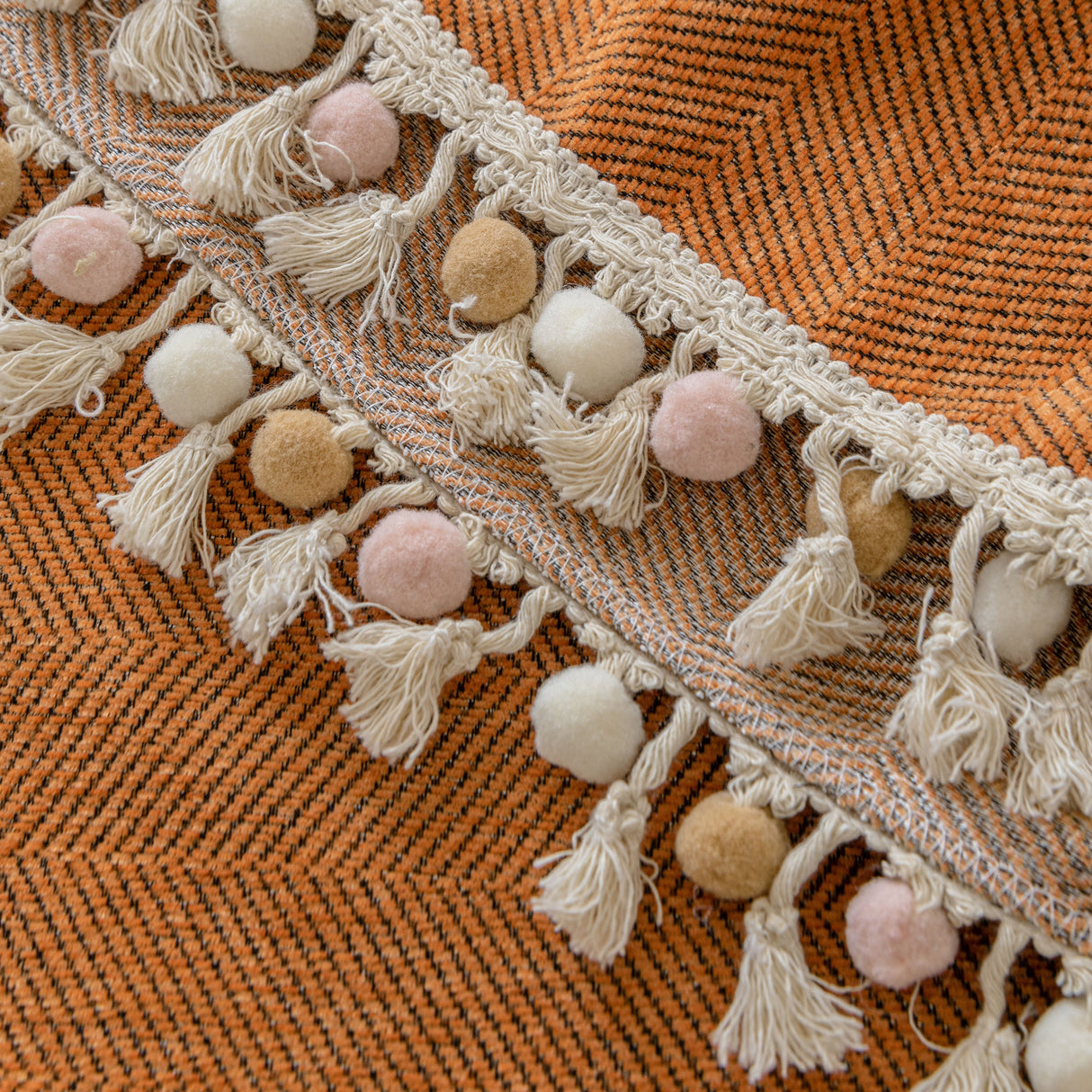 Boho Herringbone Sofa Throw Blanket with Pom Pom Tassels Stylish Furniture Slipcover