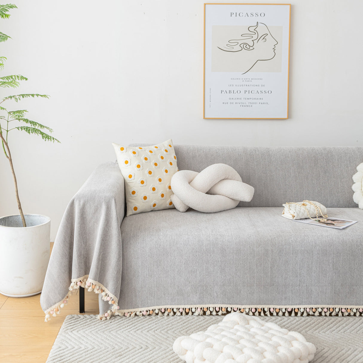 Boho Herringbone Sofa Throw Blanket with Pom Pom Tassels Stylish Furniture Slipcover