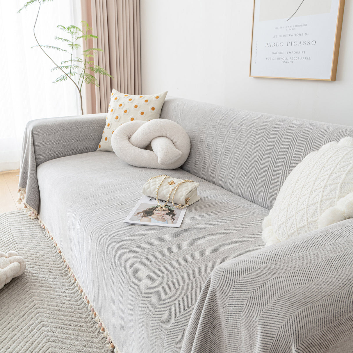 Boho Herringbone Sofa Throw Blanket with Pom Pom Tassels Stylish Furniture Slipcover