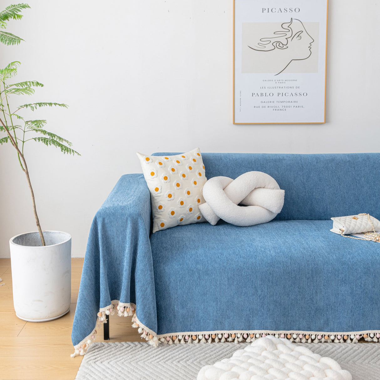 Boho Herringbone Sofa Throw Blanket with Pom Pom Tassels Stylish Furniture Slipcover