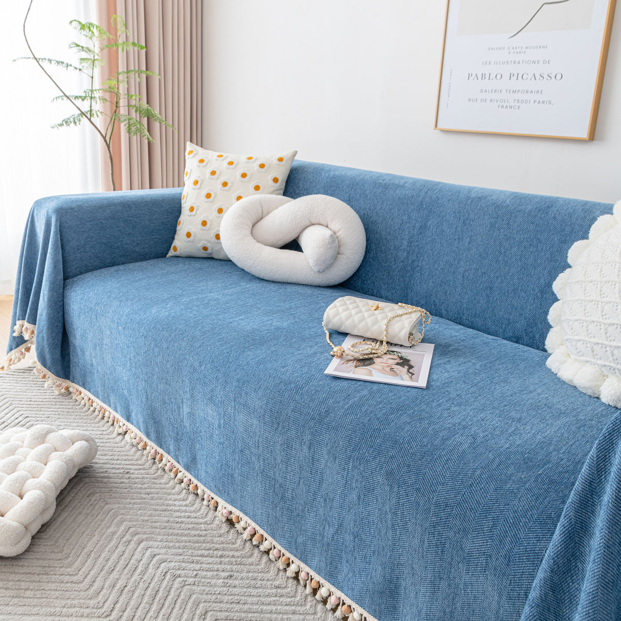 Boho Herringbone Sofa Throw Blanket with Pom Pom Tassels Stylish Furniture Slipcover