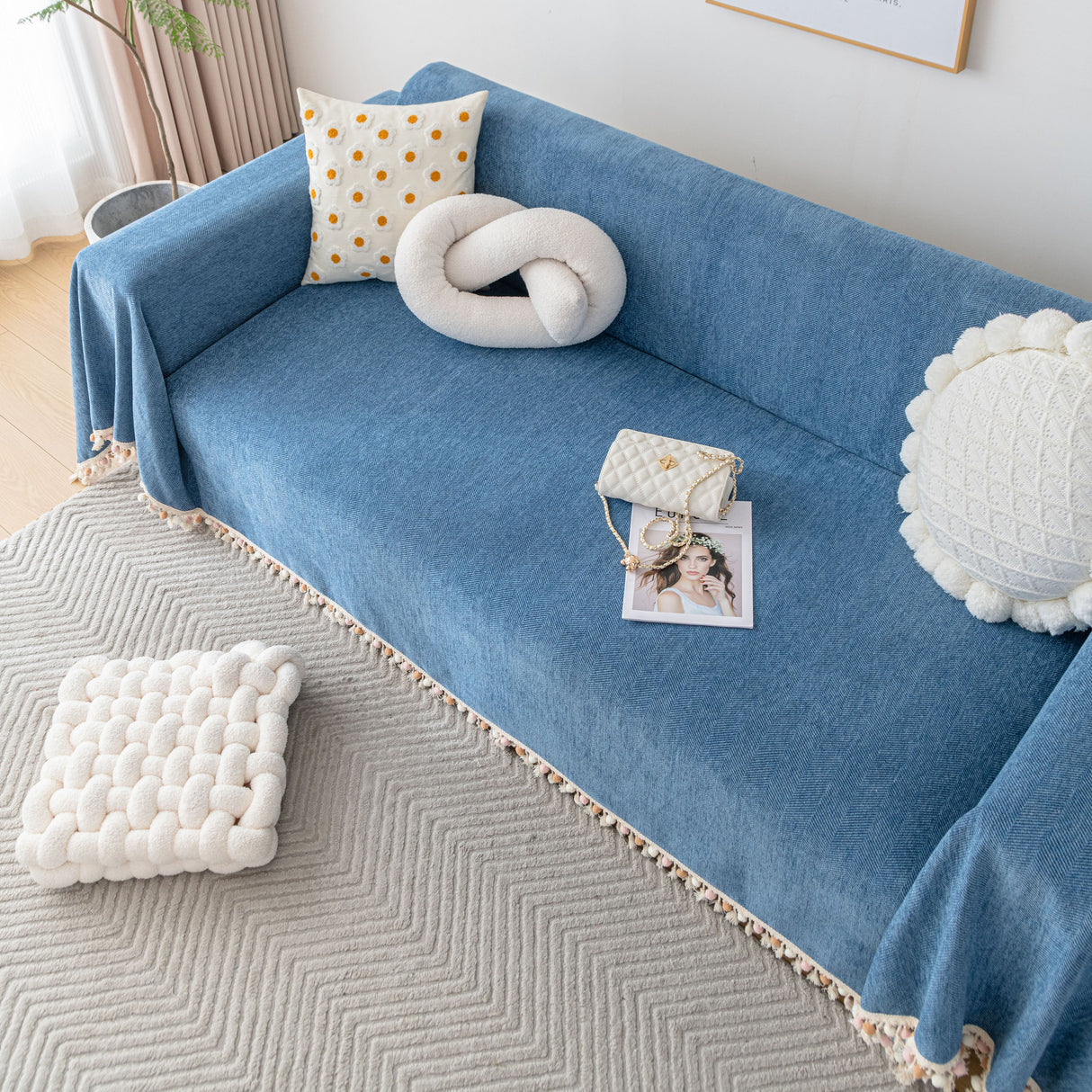 Boho Herringbone Sofa Throw Blanket with Pom Pom Tassels Stylish Furniture Slipcover