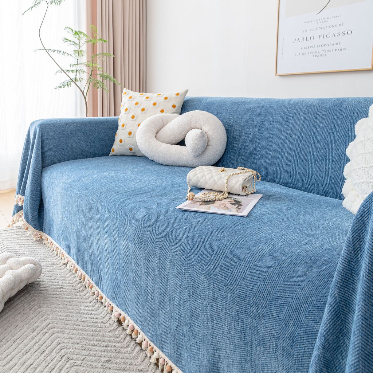 Boho Herringbone Sofa Throw Blanket with Pom Pom Tassels Stylish Furniture Slipcover