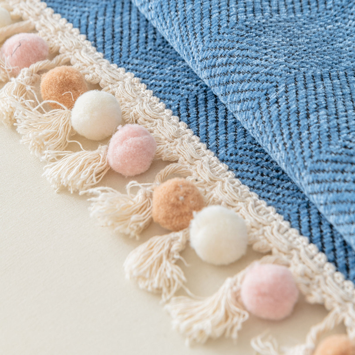 Boho Herringbone Sofa Throw Blanket with Pom Pom Tassels Stylish Furniture Slipcover