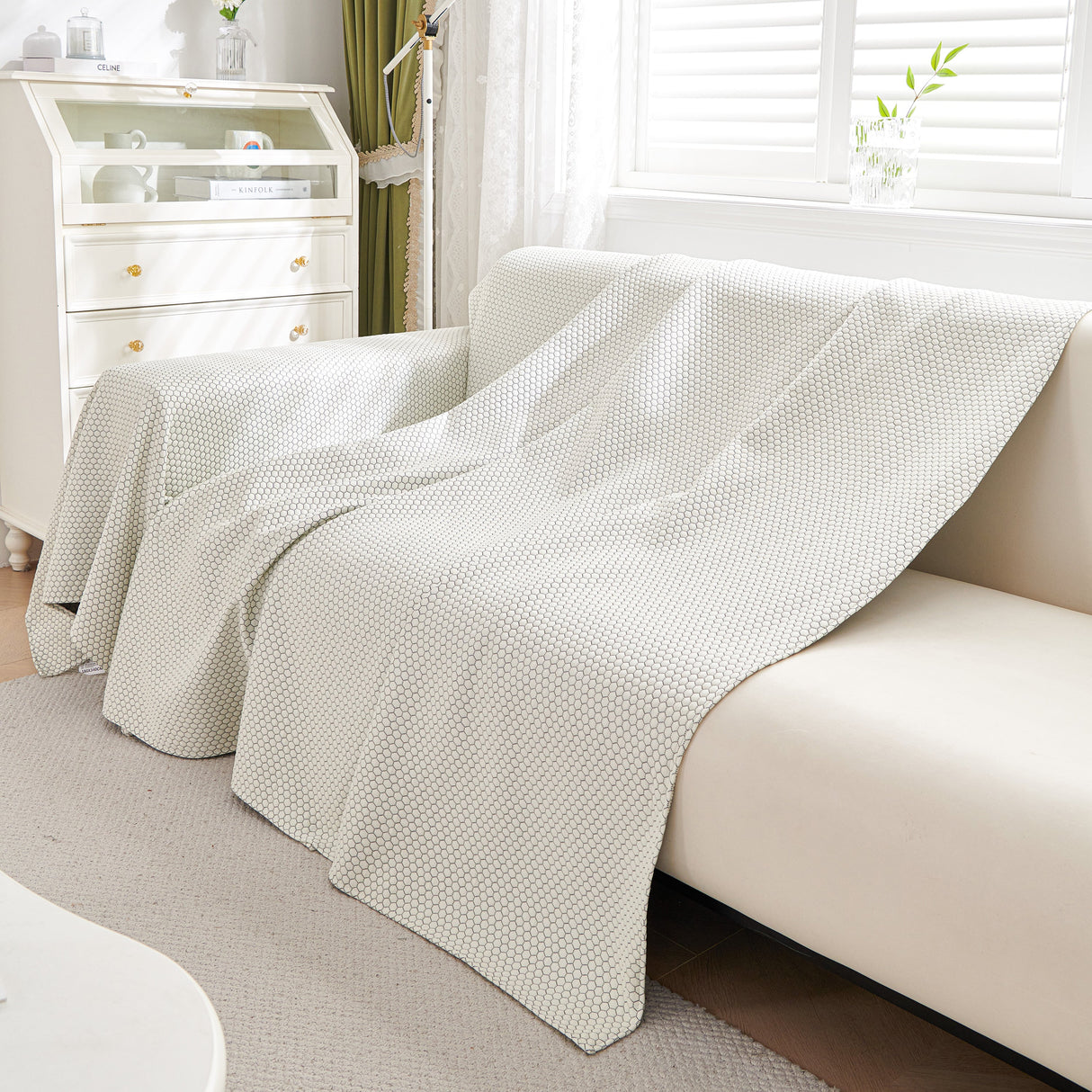 Summer Cool Dotted Cat Scratch Resistant Sofa Cover Blanket, Luxury Large Blanket Covers for Couch