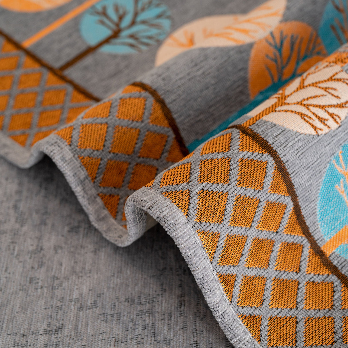 Sofa Cover for Couch, Non-Slip Sectional Couch Cover with Woven Tree Pattern