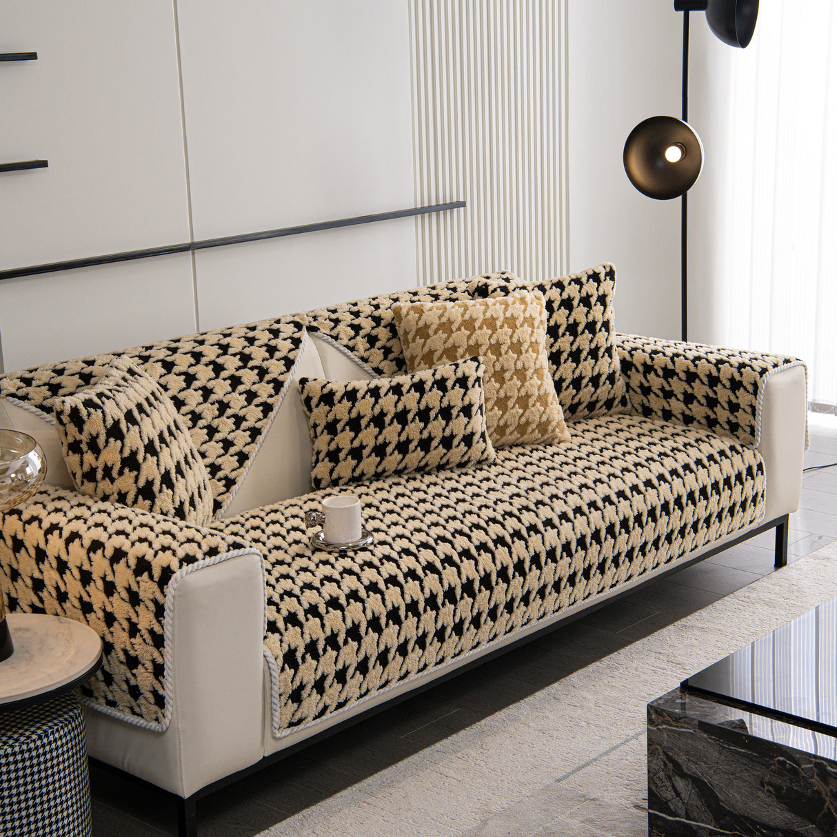 Winter Thickened Sherpa Fleece Houndstooth Sofa Cushion, Non-slip Sofa Cover with Plush
