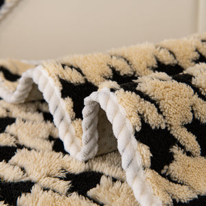 Winter Thickened Sherpa Fleece Houndstooth Sofa Cushion, Non-slip Sofa Cover with Plush