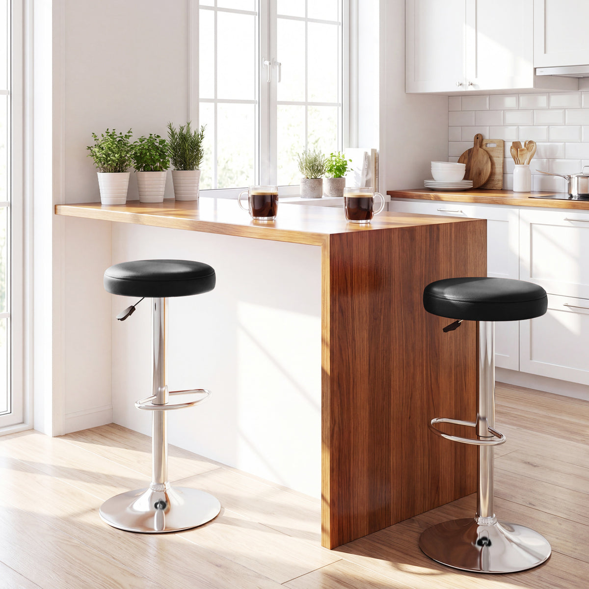 Height-adjustable Bar Stool with 360Â° Swivel for Kitchen & Dining-Black