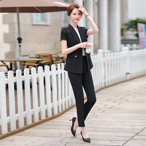 Elegant Green Women's Business Suit with Pants & Jacket