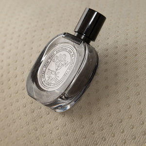 Abstract Art Sofa Cover with Wave Edge, Non Slip Couch Cover for Stylish Homes