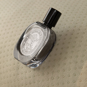 Abstract Art Sofa Cover with Wave Edge, Non Slip Couch Cover for Stylish Homes