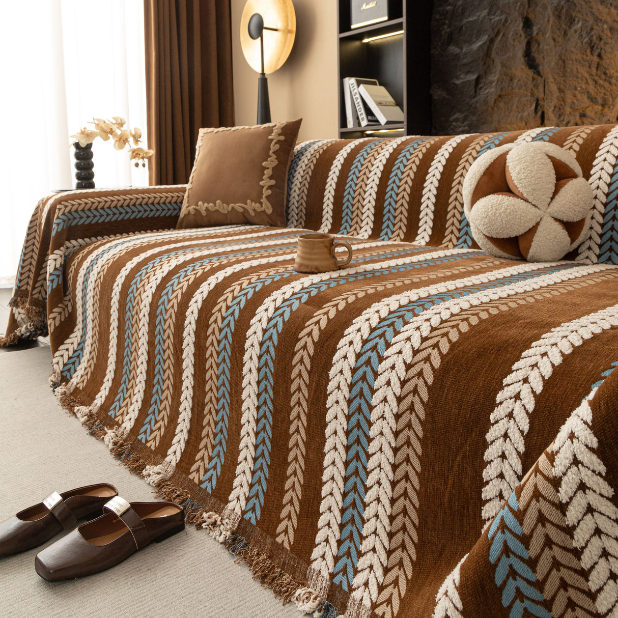 Cozy Decorative Throw Blanket for Couches, Boho Plush Woven Sofa Cover with Stripes