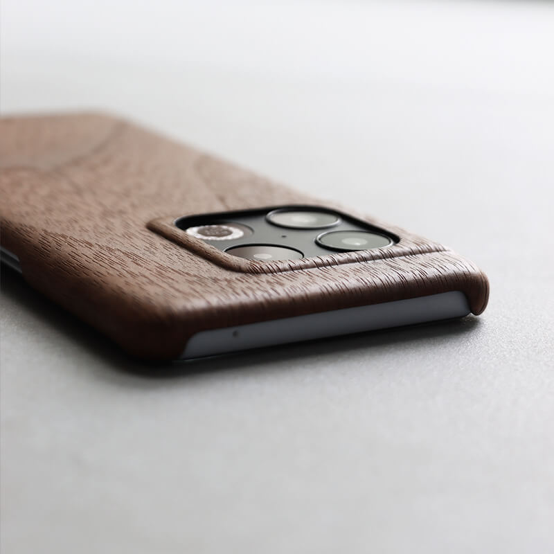 Slim Wood OnePlus Case by Komodoty