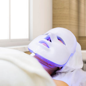 7-in-1 LED Light Therapy Face Mask – Advanced Skincare at Home! by Pursonic