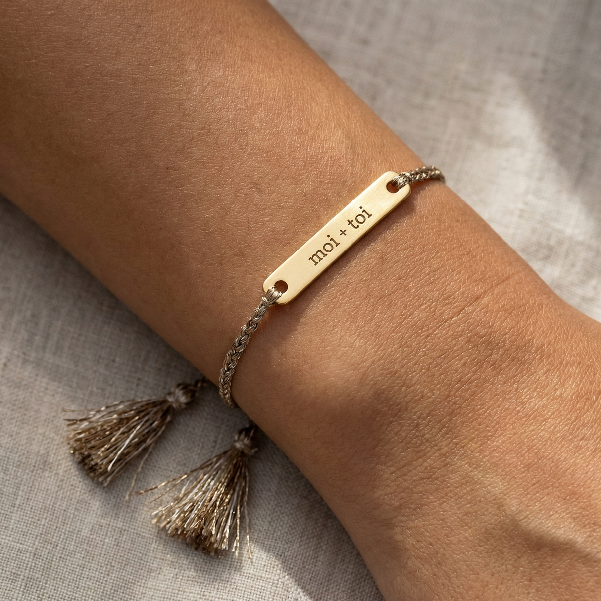 Moi + Toi Love Notes Adjustable Bracelet | In a Giftable Glass Jar with Cork Lid