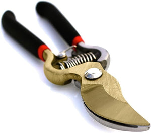 Titanium Bypass Pruner by Garden Guru