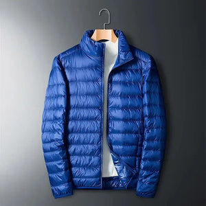 Ultra light Emphasizes the jacket's lightweight design