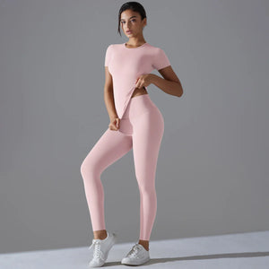 Elevate Your Workout Quick Dry Yoga Set