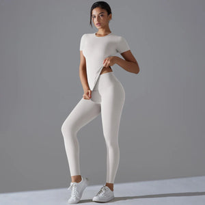 Elevate Your Workout Quick Dry Yoga Set