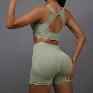 Breathable & Lifting Yoga Set for Women