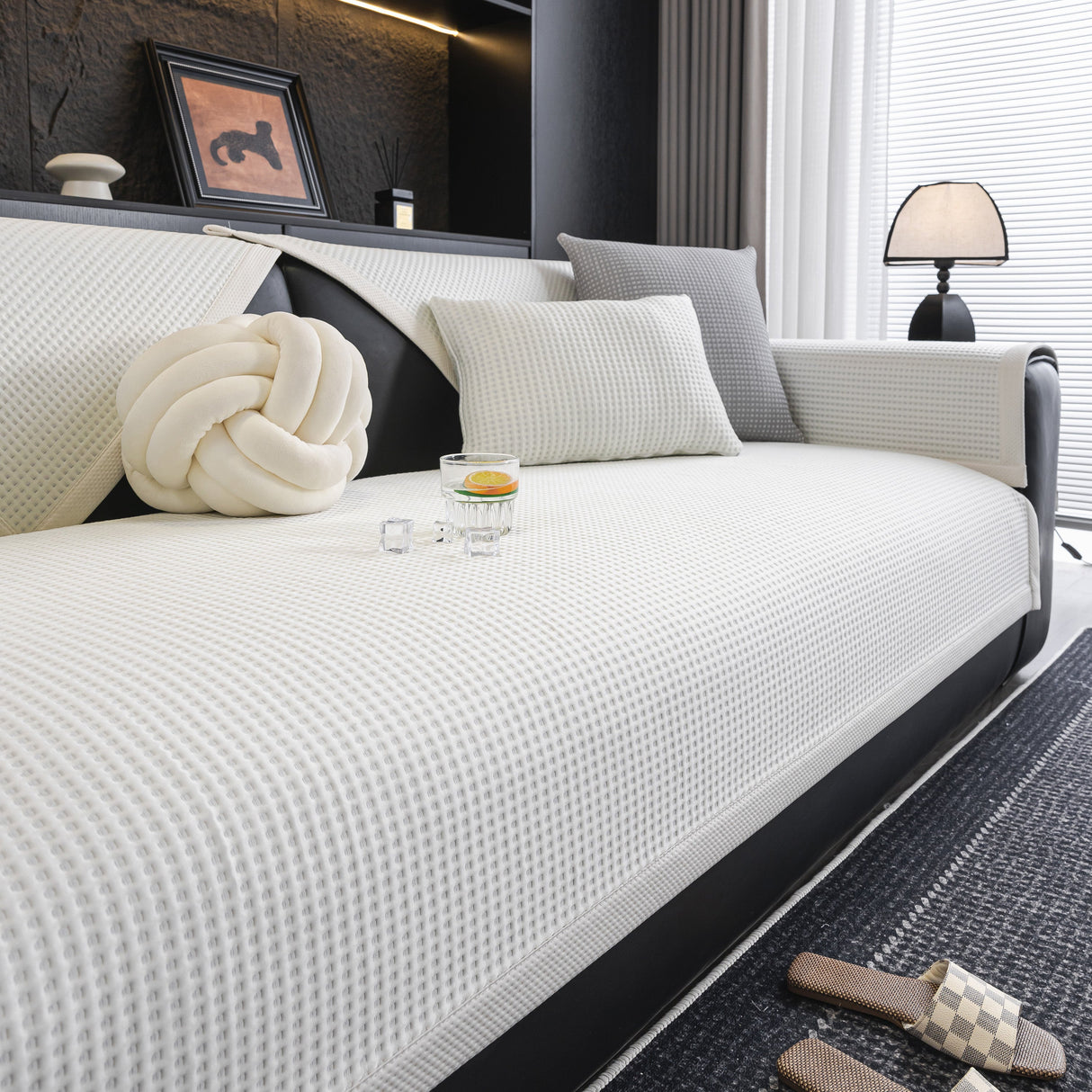 Non-Slip Cooling Breathable Couch Protector Towel, Lightweight Slipcover for Sofas