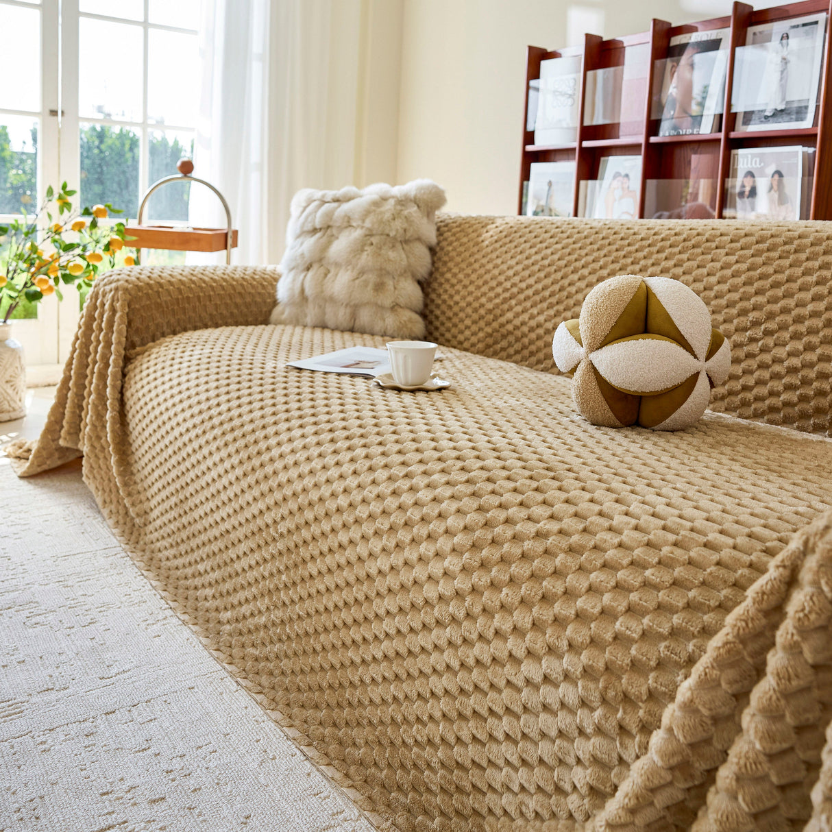 Thick Plush Non-Slip Sofa Throw Cover, Warm Soft Faux Fur Couch Protector for Winter