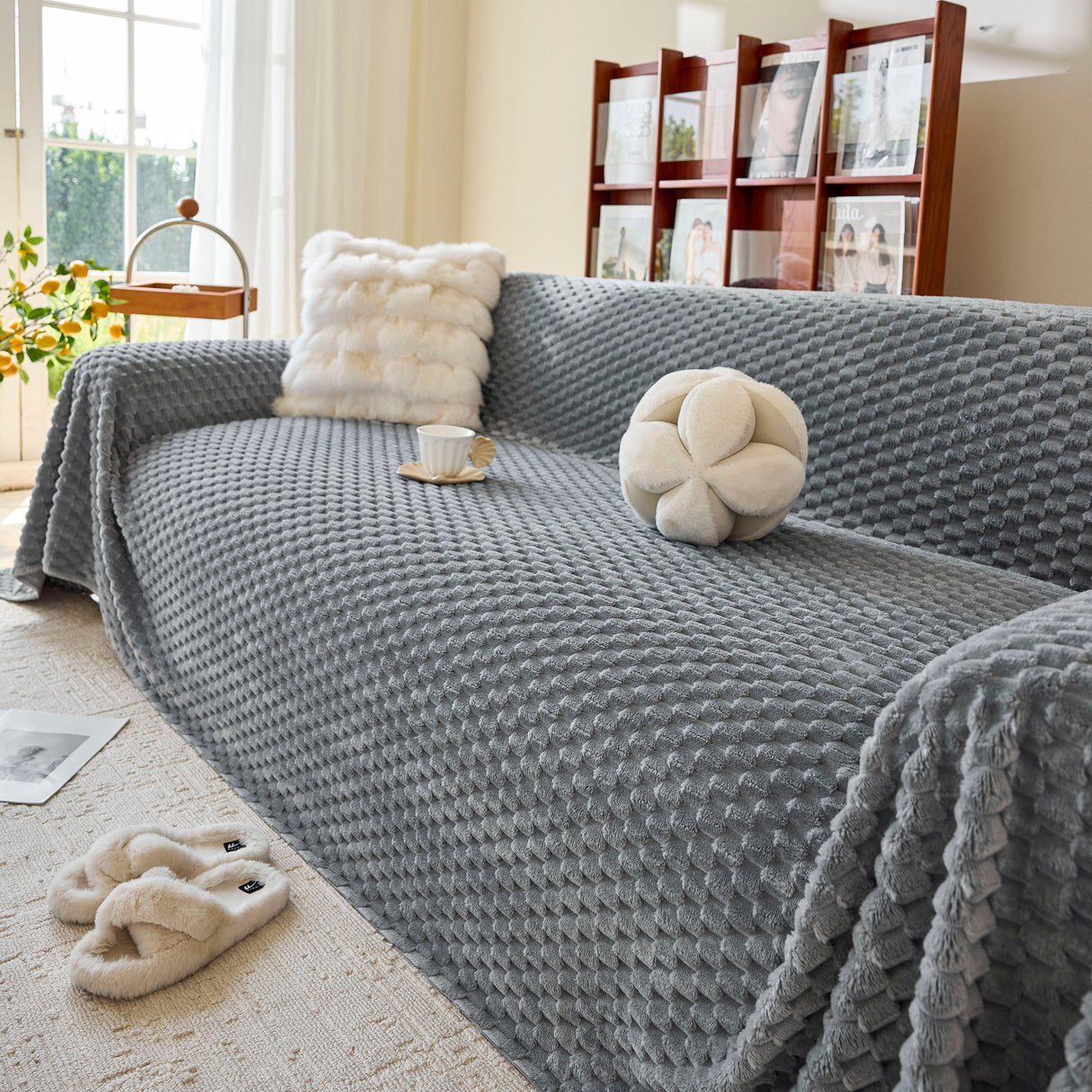 Thick Plush Non-Slip Sofa Throw Cover, Warm Soft Faux Fur Couch Protector for Winter