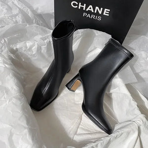 Cozy and Chic Women's Ankle Boots for Fall/Winter
