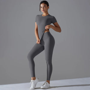 Elevate Your Workout Quick Dry Yoga Set