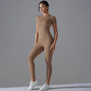 Elevate Your Workout Quick Dry Yoga Set