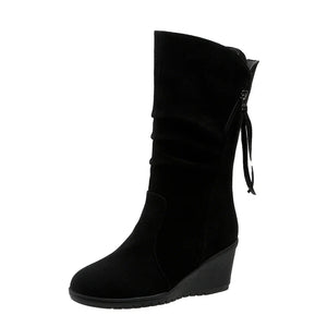 Stylish & Cozy: Vintage Suede Ankle Boots