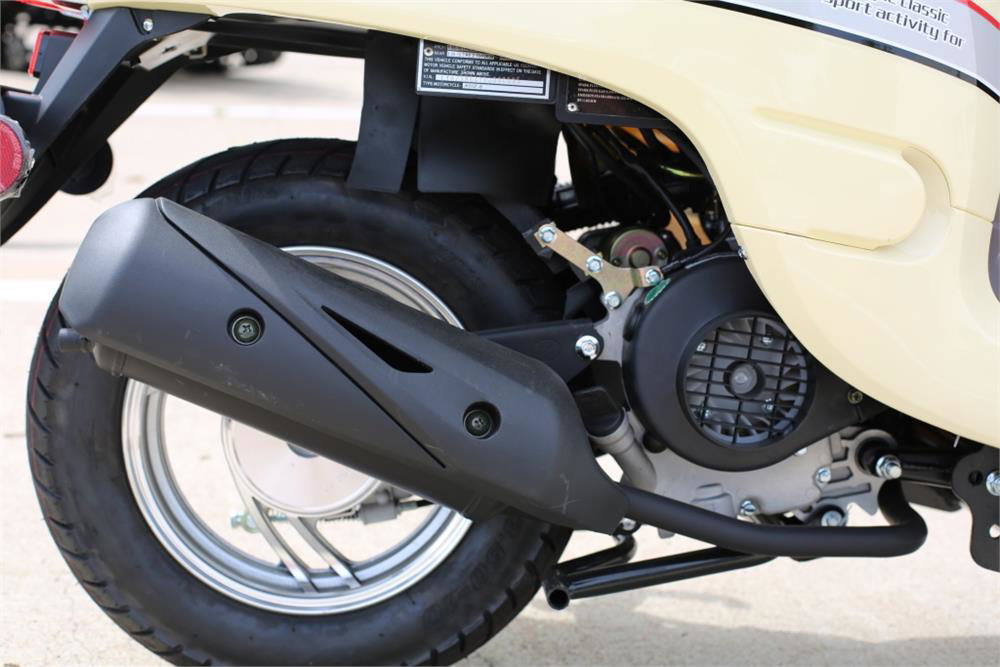 TrailMaster Sorrento 50cc Street Scooter