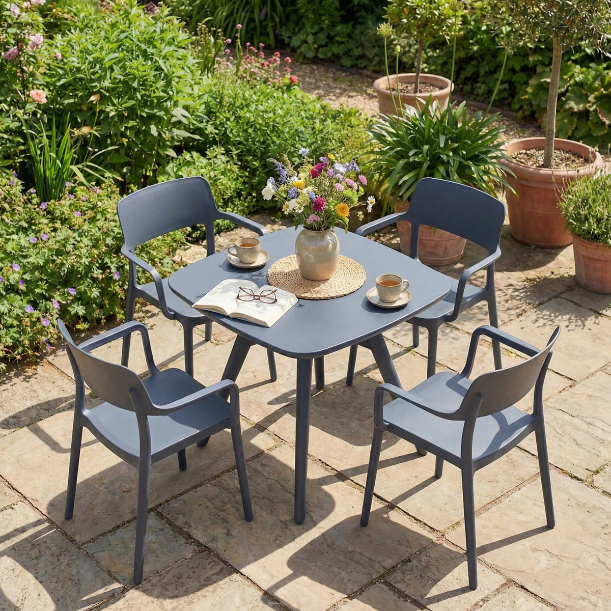 Square Outdoor Dining Table All-Weather Plastic Patio Bistro Table for 4-Gray