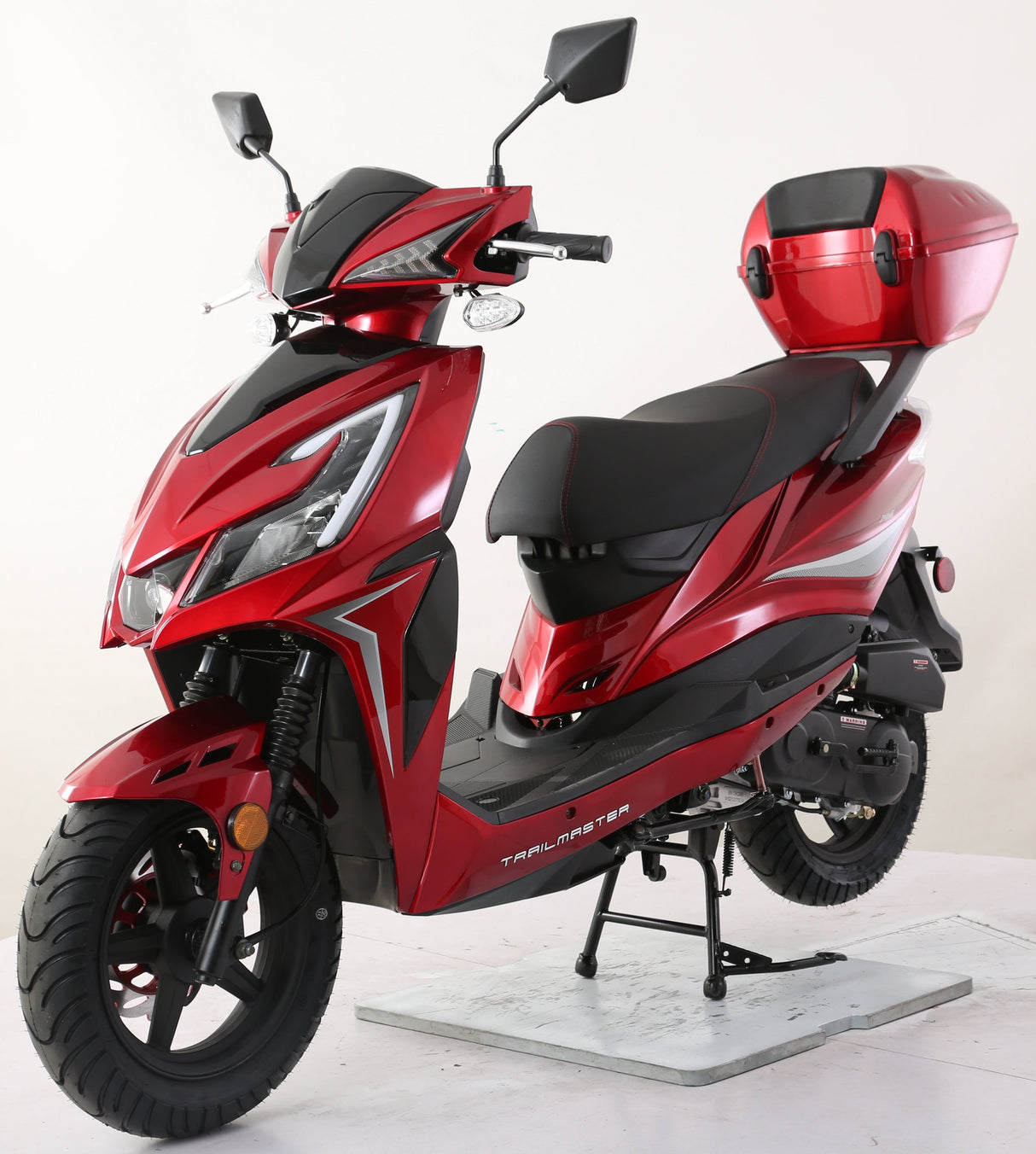 TrailMaster Trophy 150cc Street Scooter