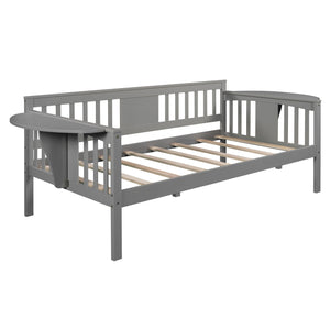 Daybed With Slat Support by Couch.com