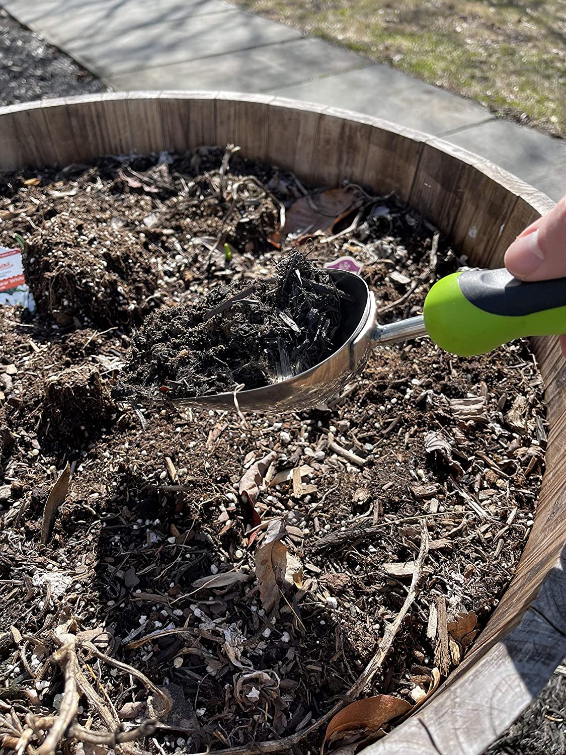 Scoop Trowel by Garden Guru