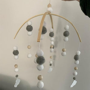 Baby Nordic Wooden Beads Wind Chimes with Wool Balls Nursery Mobile Crib Bed Bell Baby Bedroom Ceiling Wooden Beads Wind Chime Hanging Newborn Baby Bed Hanging Wind-bell Crib Tent Kids Room Decorations Ornaments