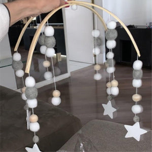Baby Nordic Wooden Beads Wind Chimes with Wool Balls Nursery Mobile Crib Bed Bell Baby Bedroom Ceiling Wooden Beads Wind Chime Hanging Newborn Baby Bed Hanging Wind-bell Crib Tent Kids Room Decorations Ornaments