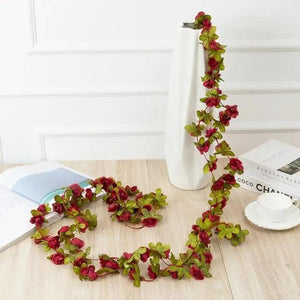 Beautifully Designed 250CM Rose Artificial Flowers Christmas Garland for Wedding Home Room Decoration Spring Autumn Garden Arch Fake Plant Vine