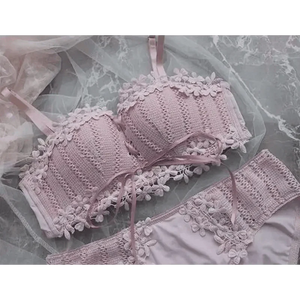 Charming Floral Embroidery Bras for Women Tied Lingerie Seamless Bra Bralette Wireless Brassiere Female Underwear Intimates