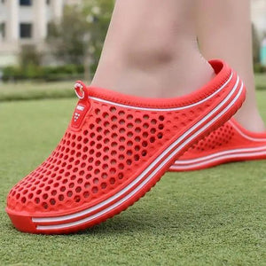 Classic Women Shoes Beach Closed Toe Slippers Unisex Hollow Out Casual Couple Flip Flops Garden Clogs  Non-slide Men And Women Slippers
