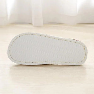 Comfortable Elegant Flower Design Indoor Soft Slipper Spring Autumn Lightweight Flip Flops For Women Classic Bedroom Slippers Ladies Foldable Flip Flops